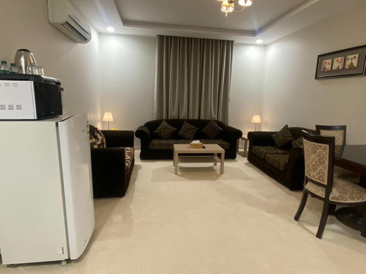 جلنار الشرق للشقق المخدومة Jidá Exterior foto