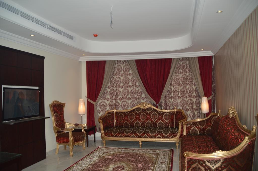 جلنار الشرق للشقق المخدومة Jidá Exterior foto