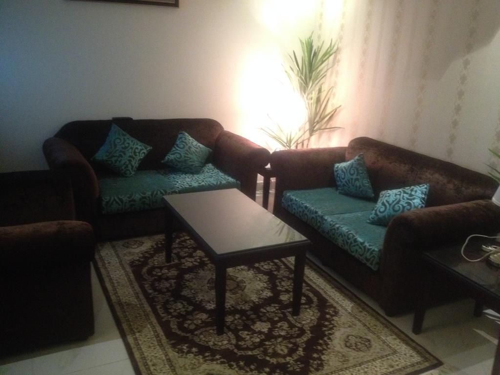 جلنار الشرق للشقق المخدومة Jidá Exterior foto