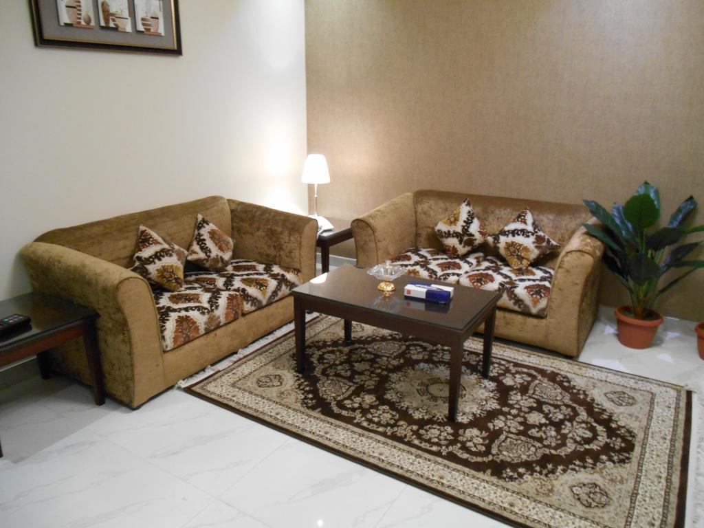 جلنار الشرق للشقق المخدومة Jidá Quarto foto