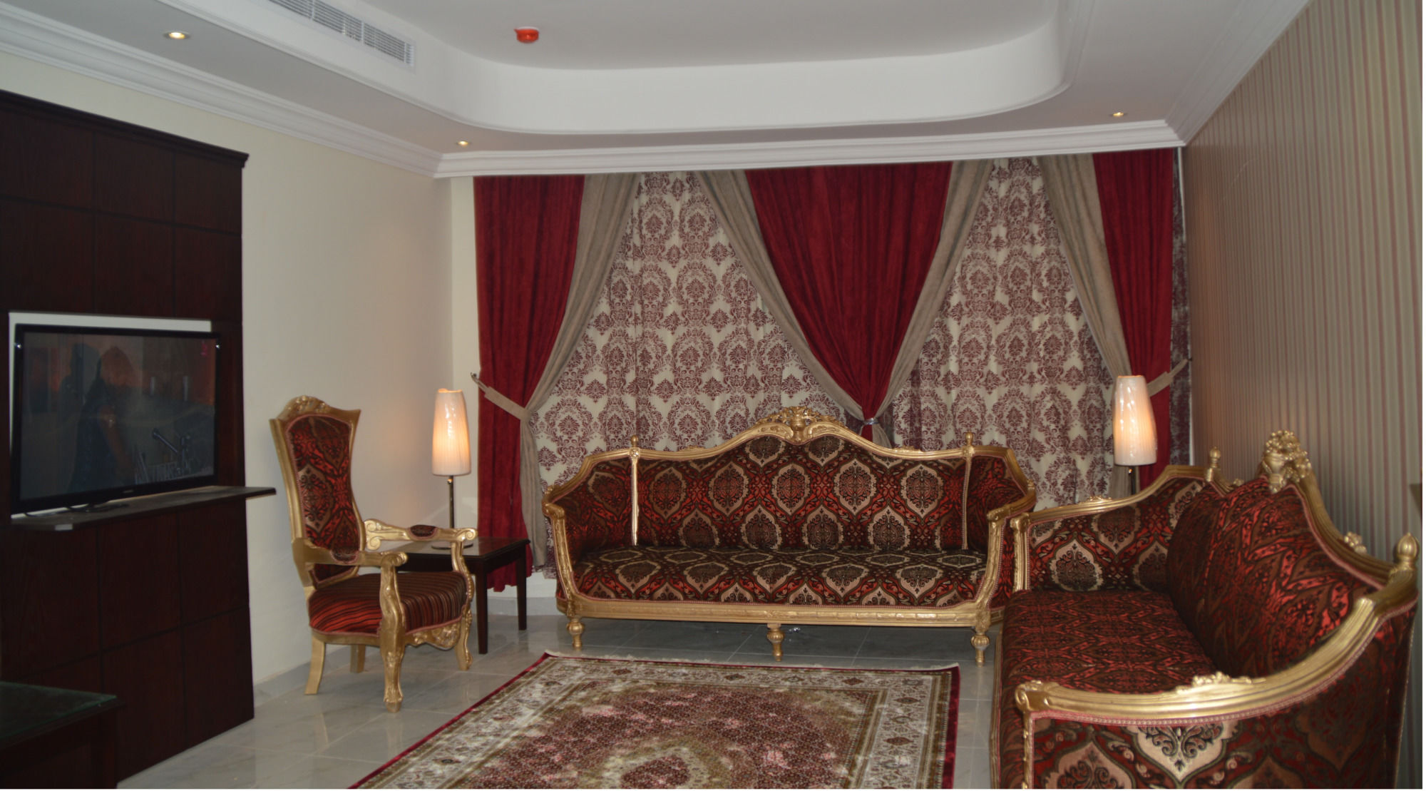 جلنار الشرق للشقق المخدومة Jidá Exterior foto